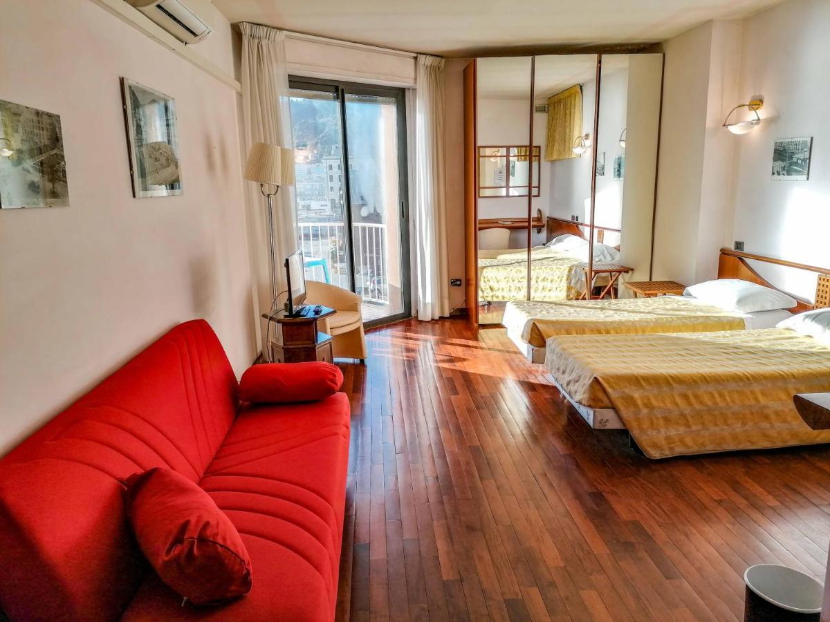 Hotel Sirenella Mele Exteriör bild