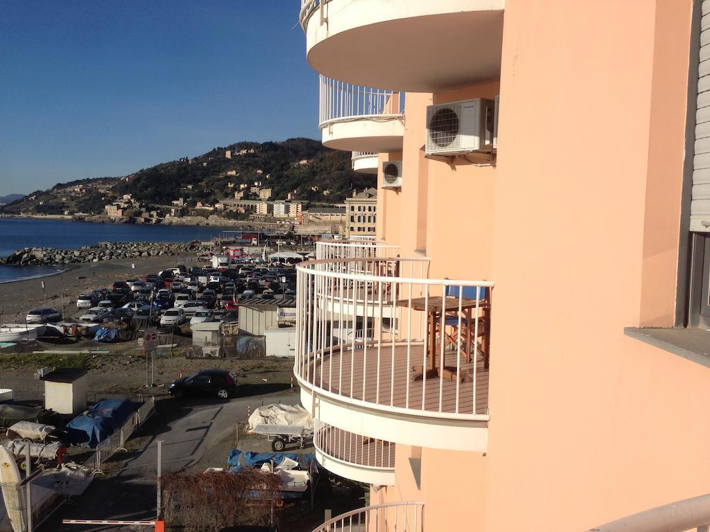 Hotel Sirenella Mele Exteriör bild