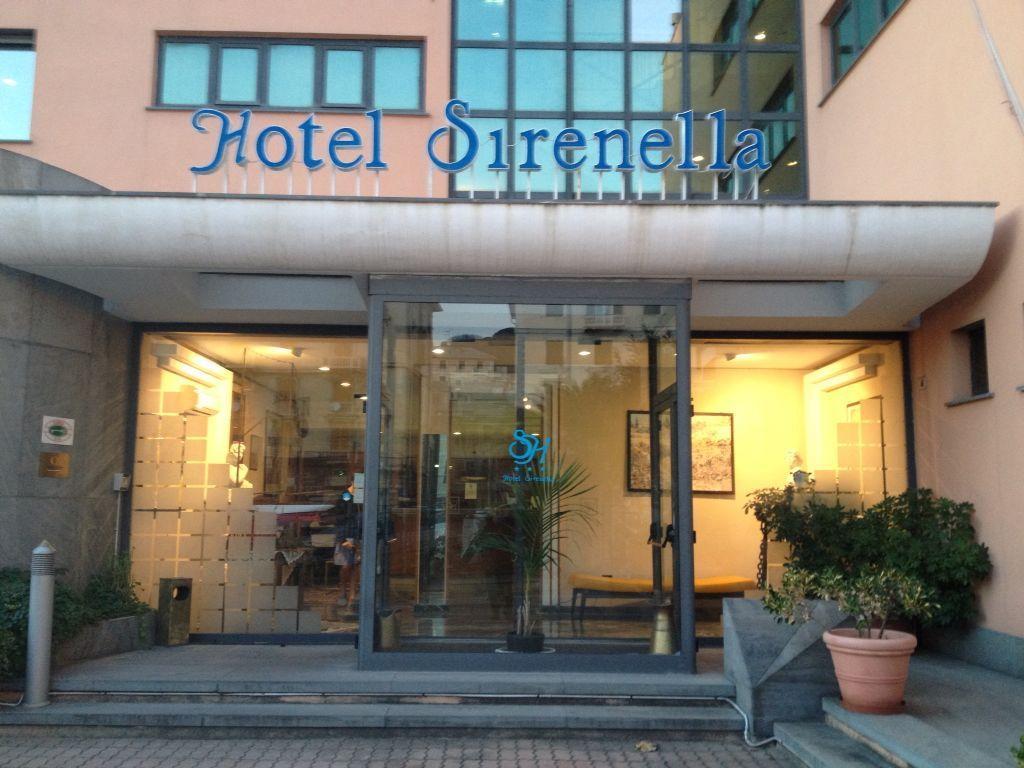Hotel Sirenella Mele Exteriör bild